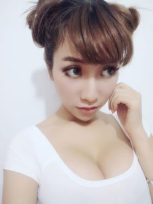 老师好紧开裆蕾丝内裤在线看