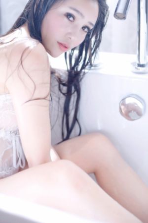 金瓶双娇