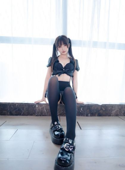 女职员