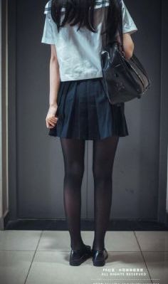 到了联谊会上发现一个女孩都没有